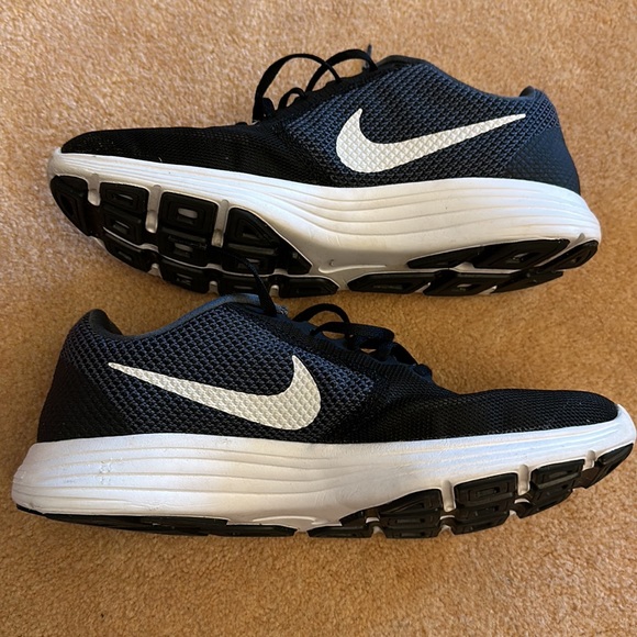 Nike Men'd Revolution 3 Running Shoe - Black- 9.5 - Picture 3 of 7